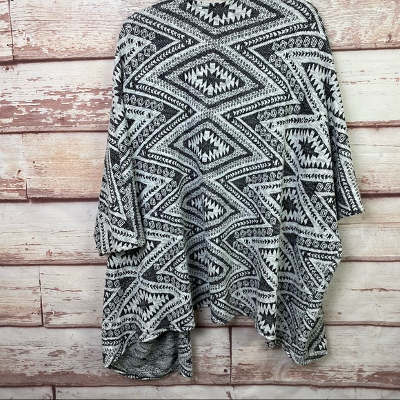 H&M Dividend Aztec open cardigan - Picture 10 of 10